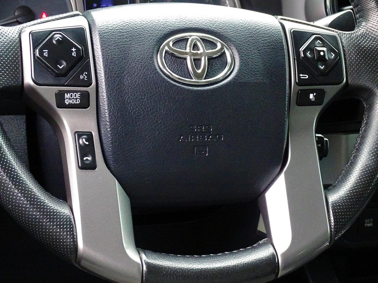 Toyota Tacoma 4WD Double Cab V6 AT TRD Off Road (Natl) 2016