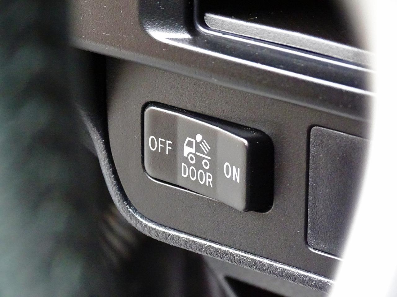 Toyota Tacoma 4WD Double Cab V6 AT TRD Off Road (Natl) 2016