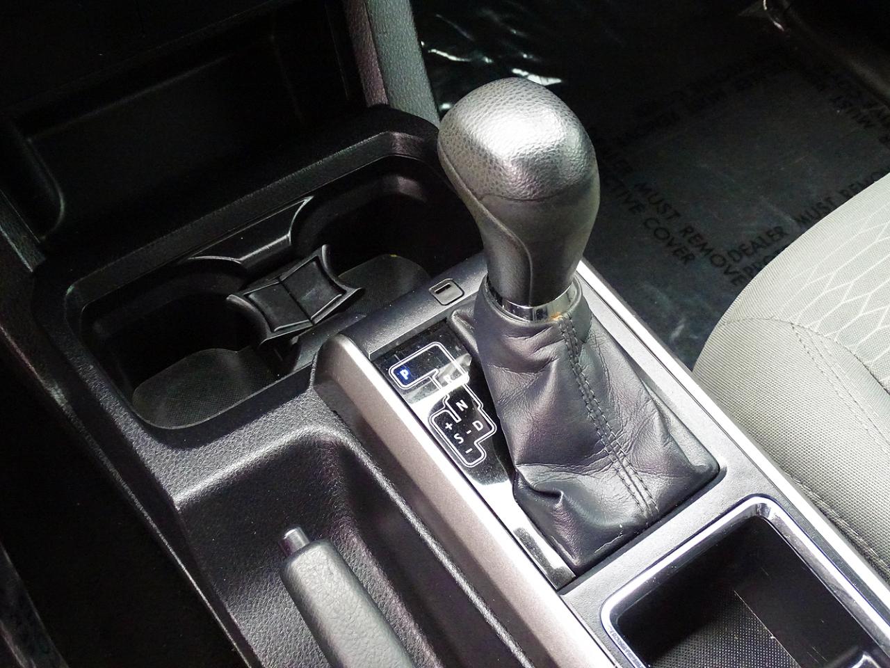 Toyota Tacoma 4WD Double Cab V6 AT TRD Off Road (Natl) 2016