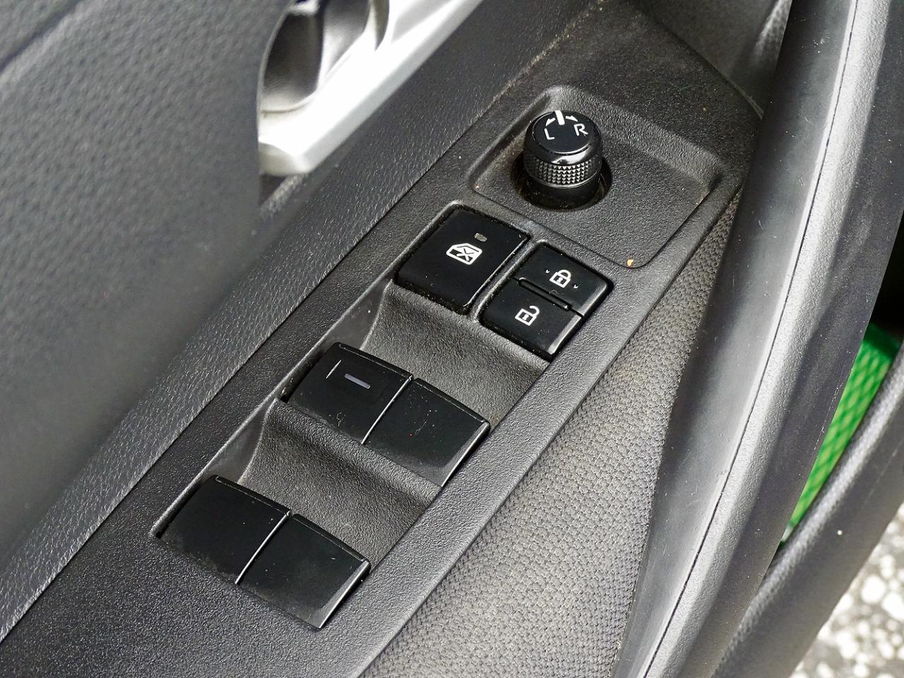 Toyota Corolla LE CVT (Natl) 2020