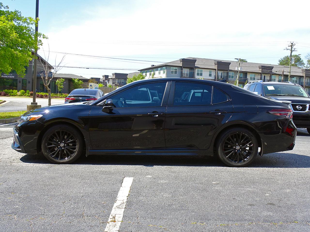 Toyota Camry SE Nightshade Edition 2022