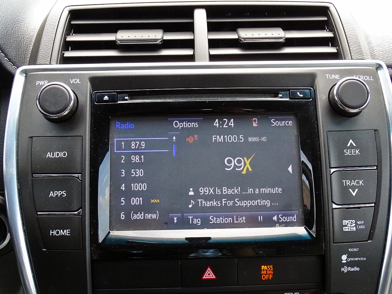 Toyota Camry 4dr Sdn I4 Auto XLE (Natl) 2015