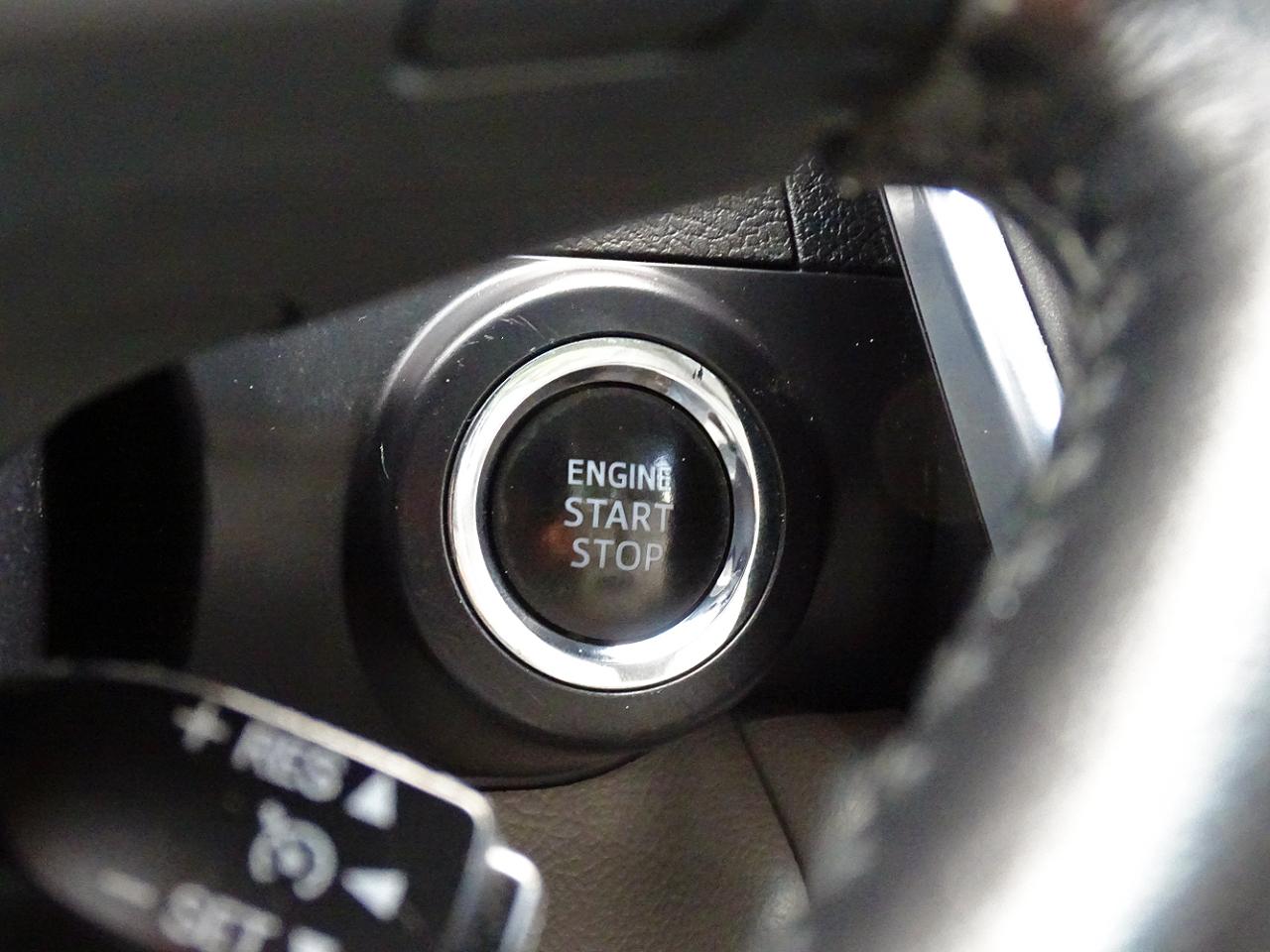 Toyota Camry 4dr Sdn I4 Auto XLE (Natl) 2015