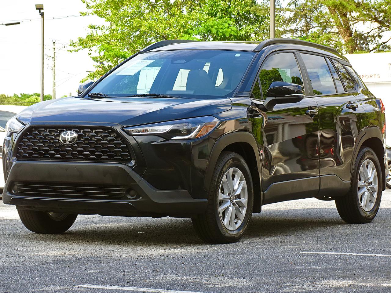 Toyota Corolla Cross LE 2WD (Natl) 2024