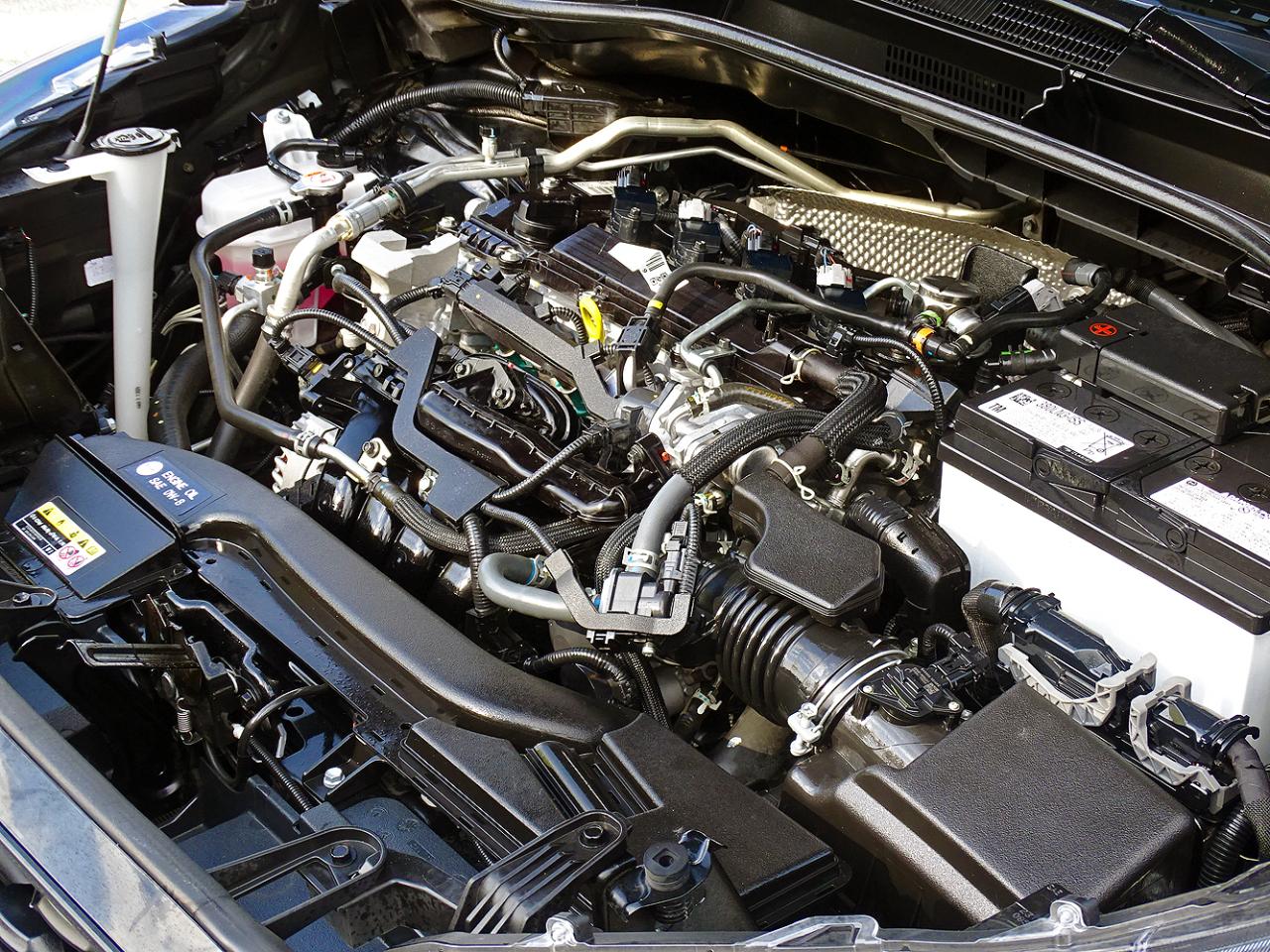 Toyota Corolla Cross LE 2WD (Natl) 2024