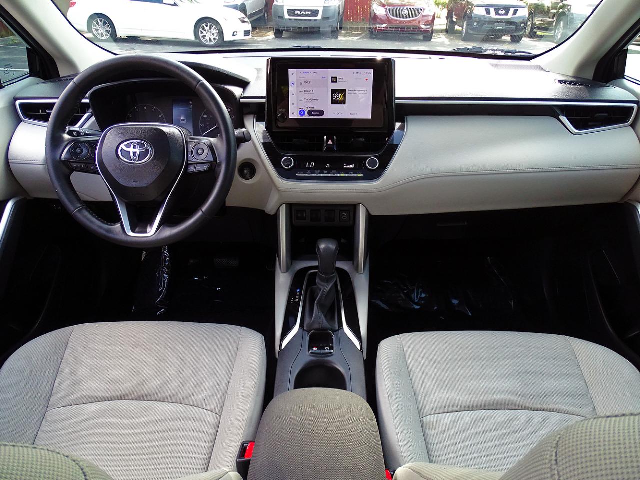 Toyota Corolla Cross LE 2WD (Natl) 2024