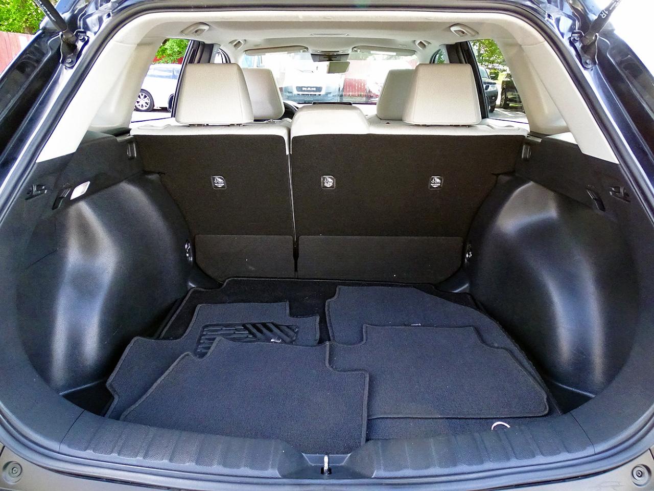 Toyota Corolla Cross LE 2WD (Natl) 2024