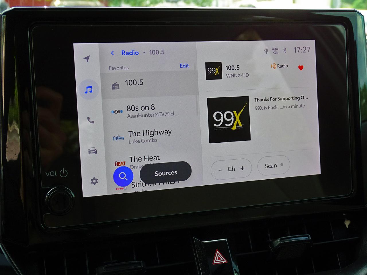 Toyota Corolla Cross LE 2WD (Natl) 2024