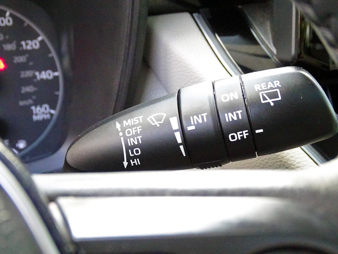 Toyota Corolla Cross LE 2WD (Natl) 2024