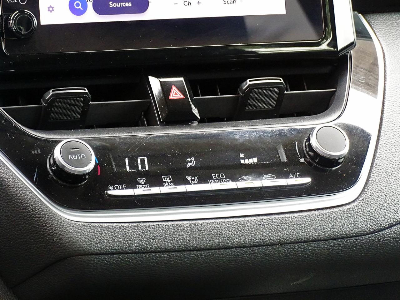 Toyota Corolla LE CVT (Natl) 2023