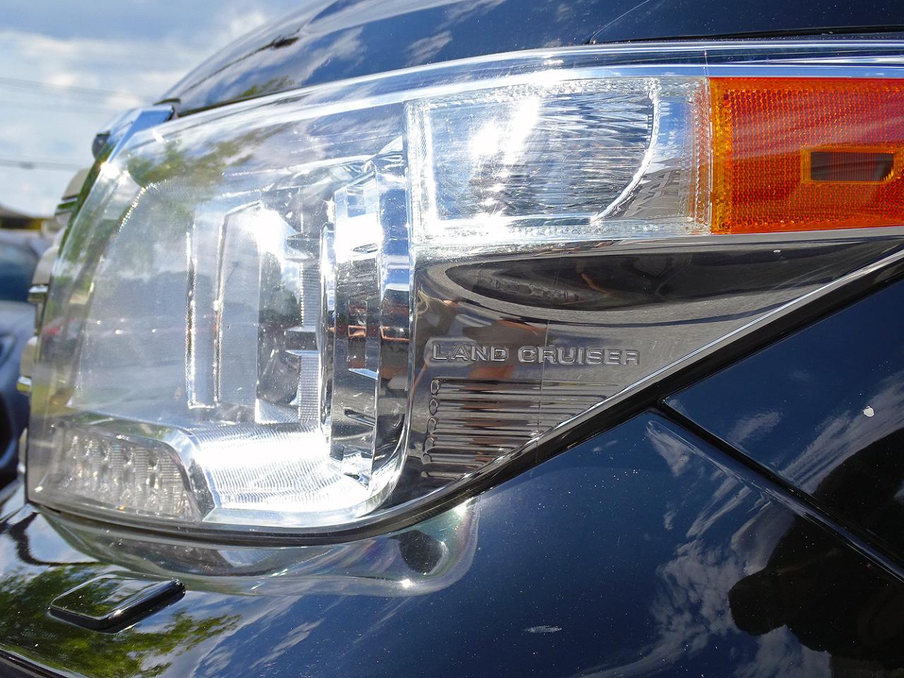 Toyota Land Cruiser 4dr 4WD (Natl) 2015