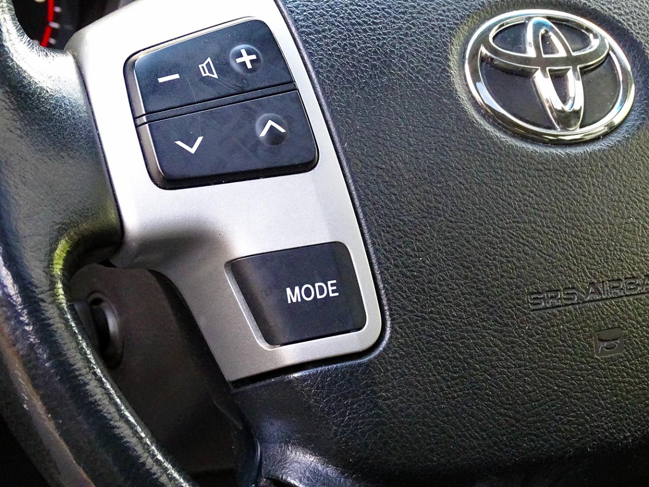 Toyota Land Cruiser 4dr 4WD (Natl) 2015