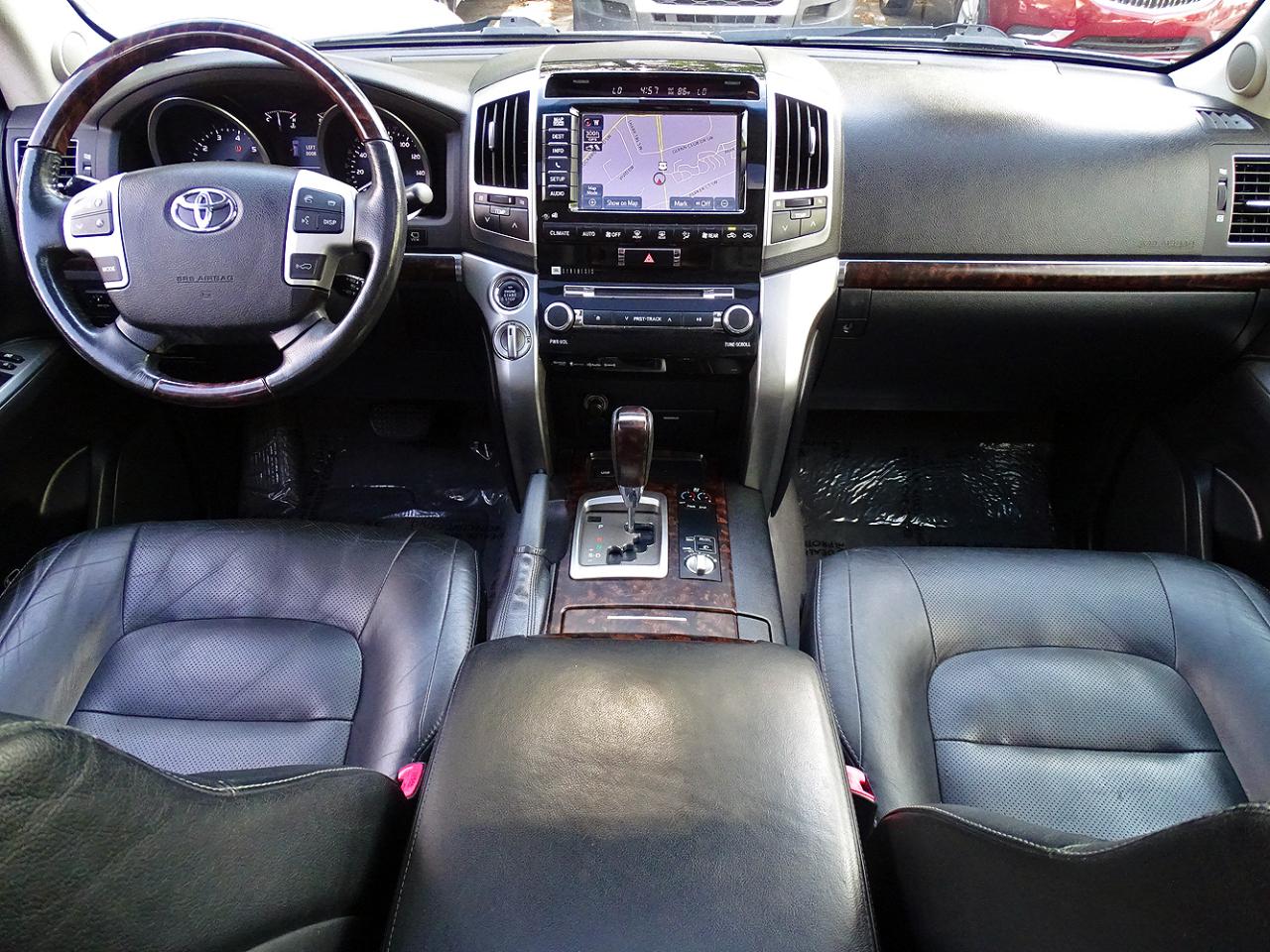 Toyota Land Cruiser 4dr 4WD (Natl) 2015