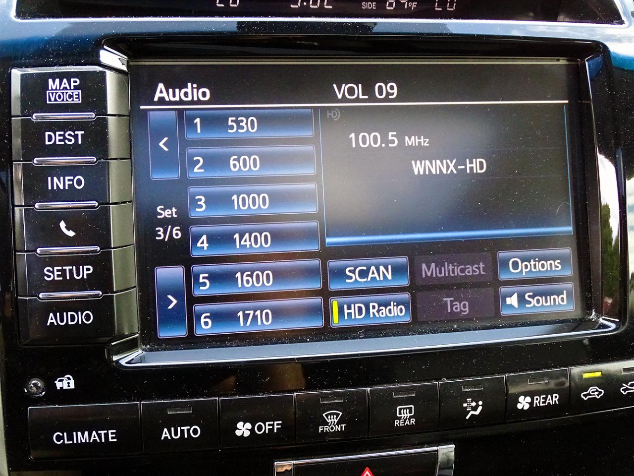 Toyota Land Cruiser 4dr 4WD (Natl) 2015