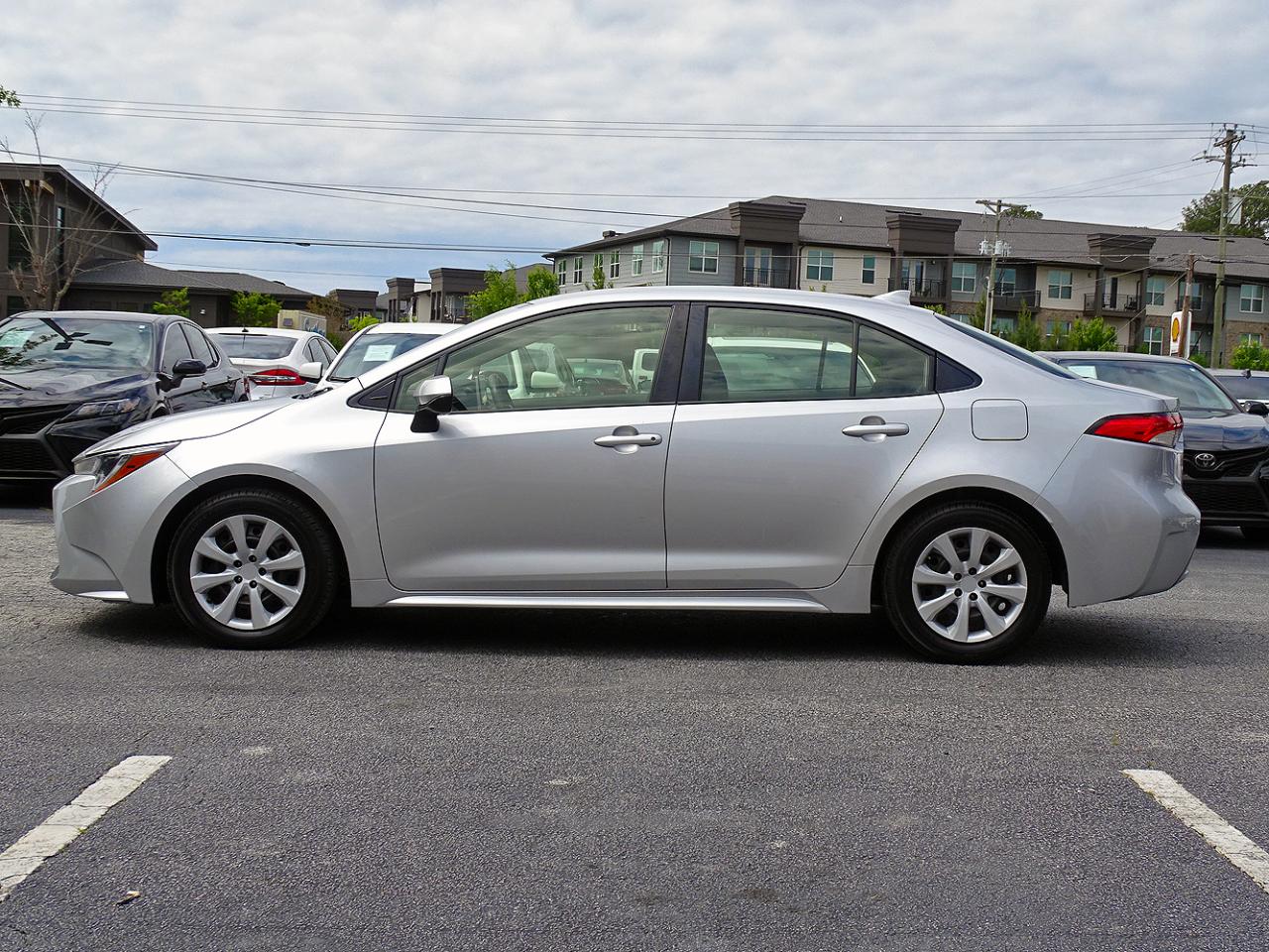 Toyota Corolla LE CVT (Natl) 2021