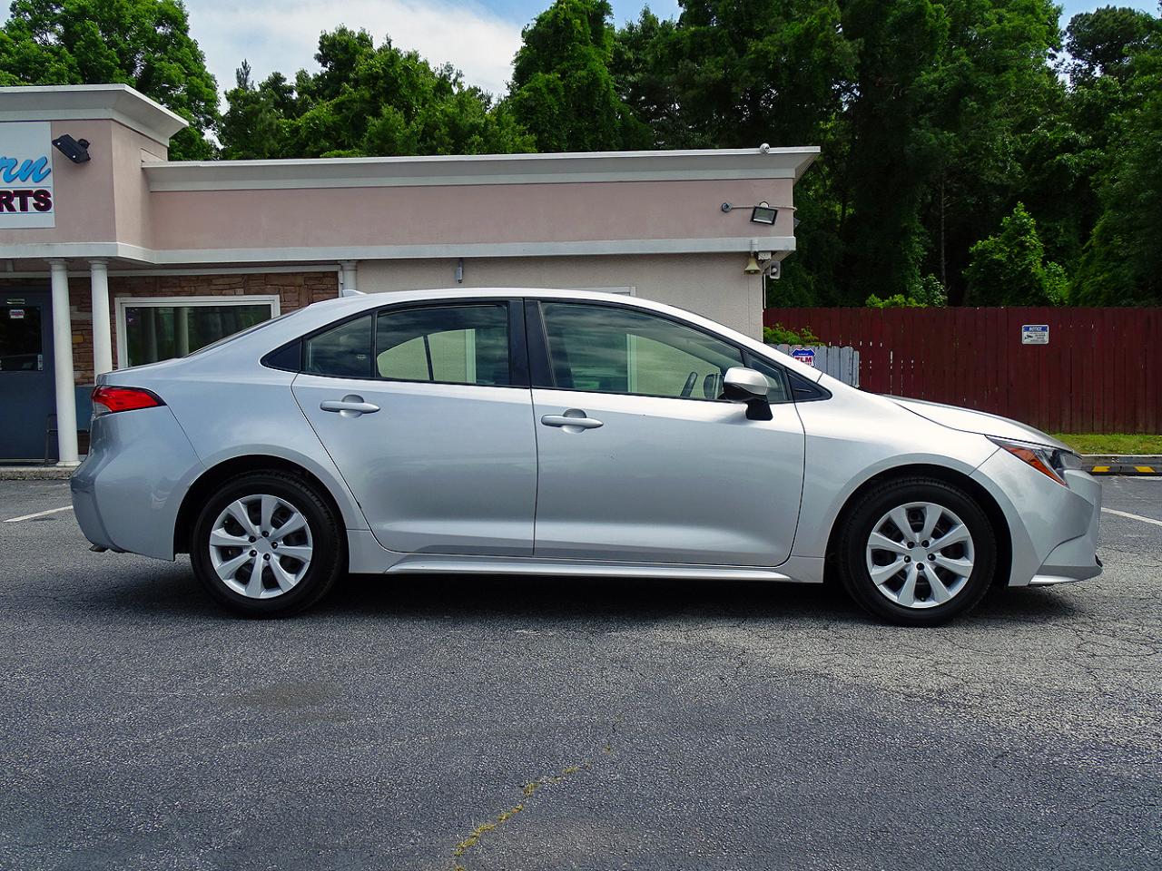 Toyota Corolla LE CVT (Natl) 2021