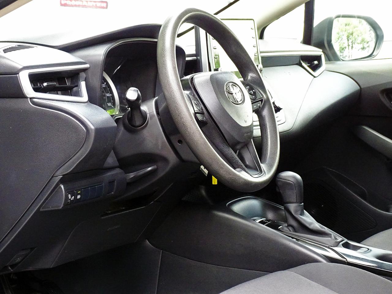 Toyota Corolla LE CVT (Natl) 2021