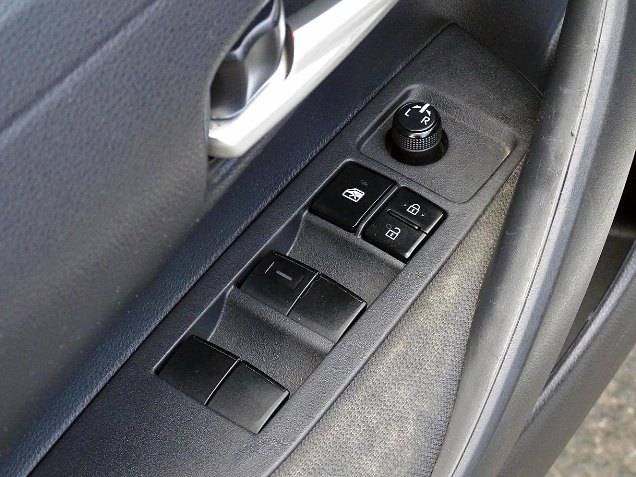 Toyota Corolla LE CVT (Natl) 2021