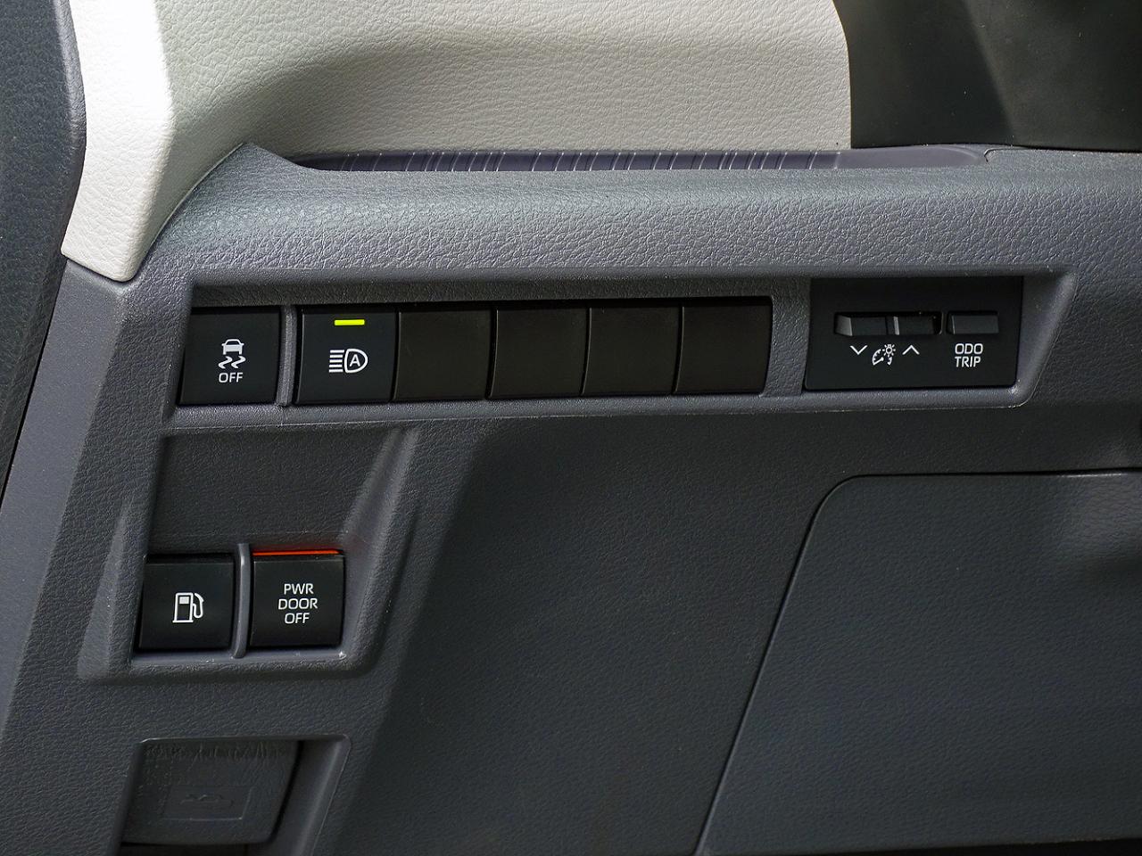 Toyota Sienna XLE FWD 8-Passenger (Natl) 2024