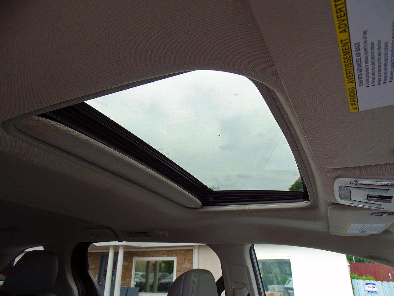 Toyota Sienna XLE FWD 8-Passenger (Natl) 2024