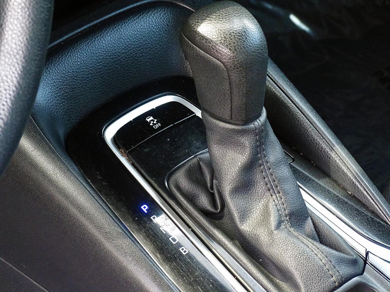 Toyota Corolla LE CVT (Natl) 2021