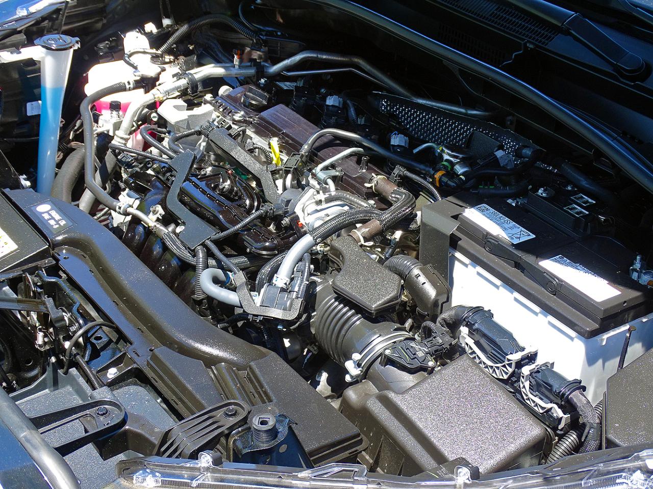 Toyota Corolla Cross L 2WD (Natl) 2024