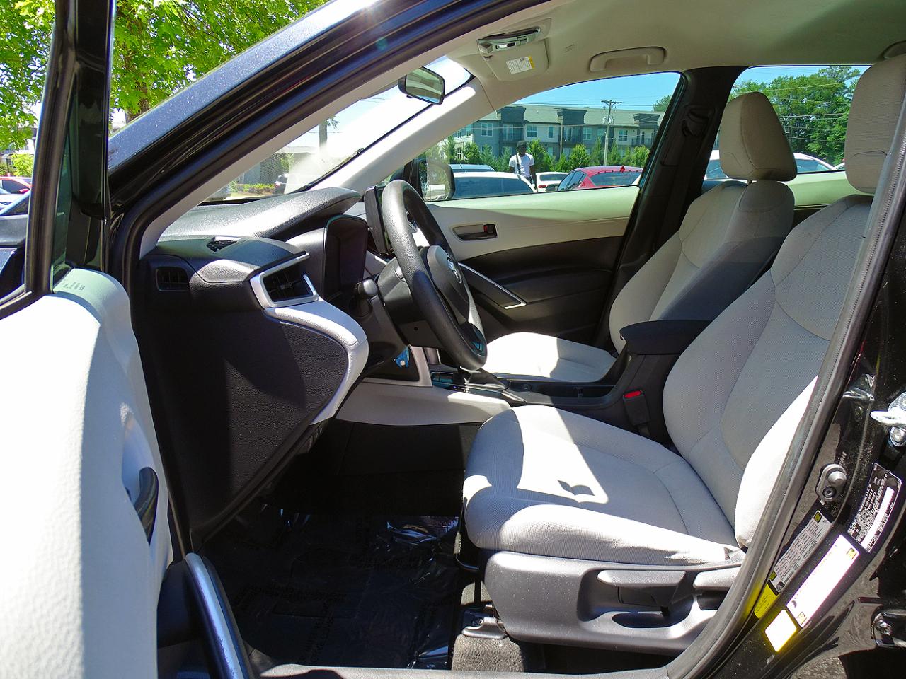 Toyota Corolla Cross L 2WD (Natl) 2024
