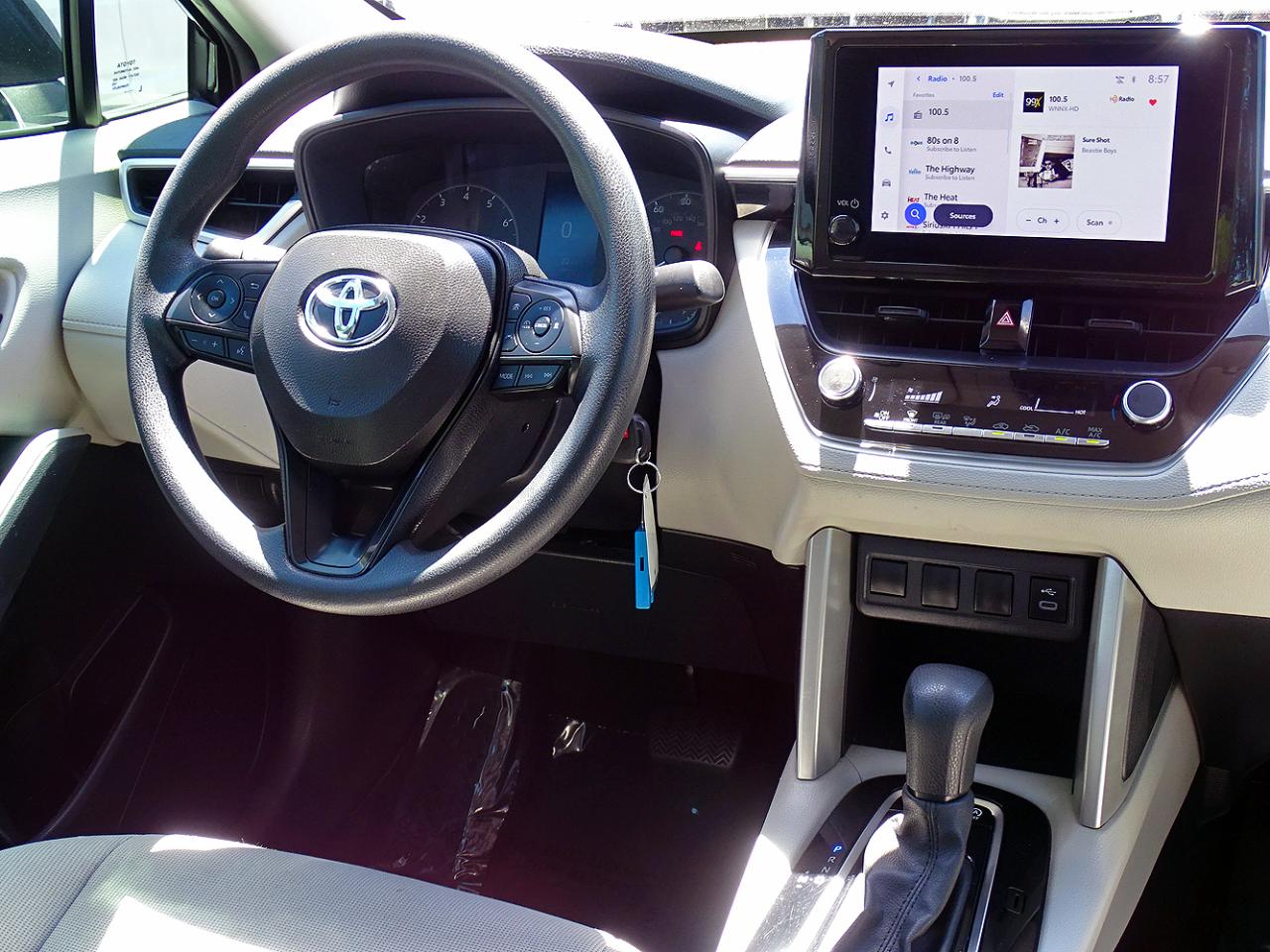 Toyota Corolla Cross L 2WD (Natl) 2024