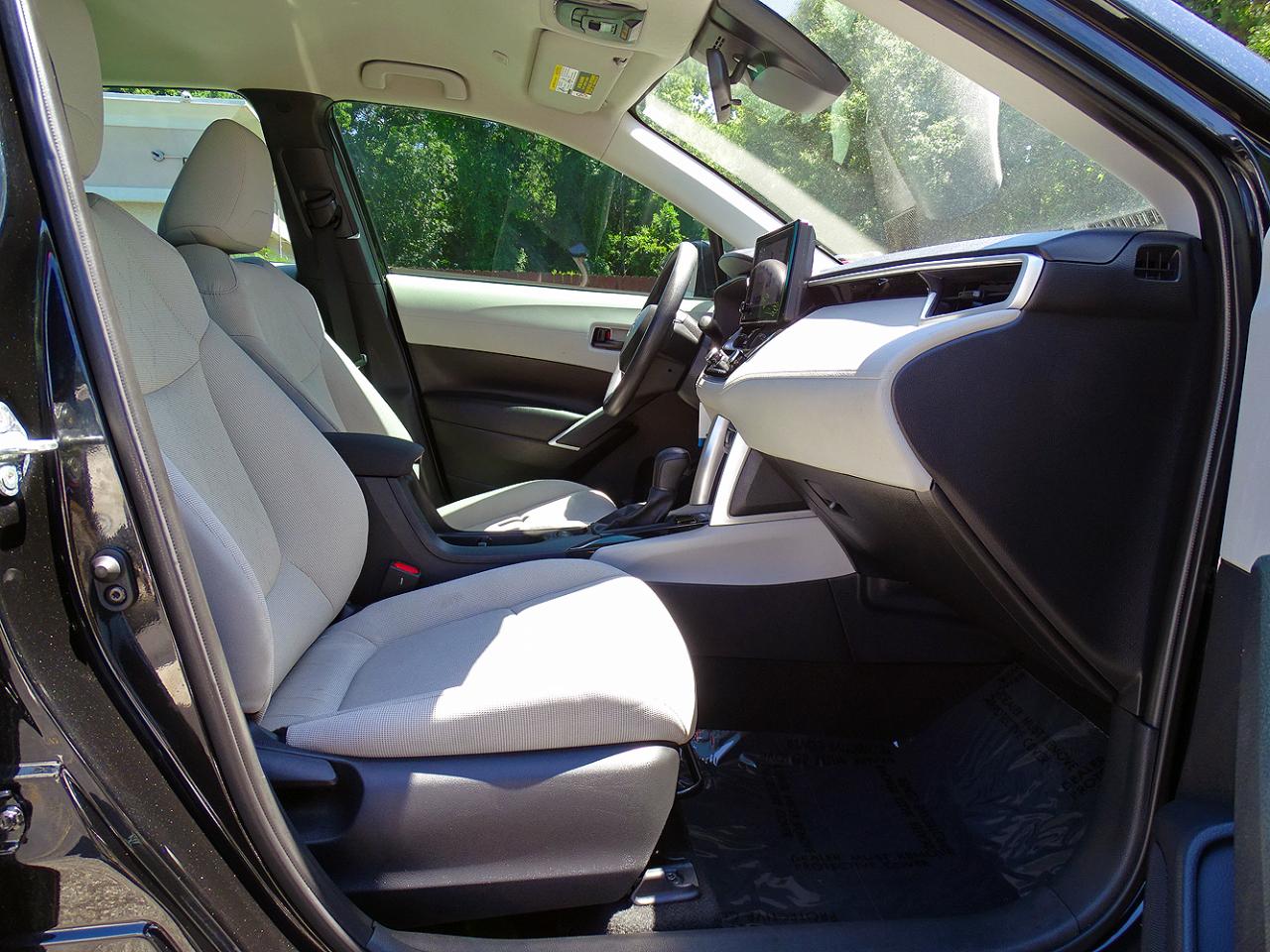 Toyota Corolla Cross L 2WD (Natl) 2024