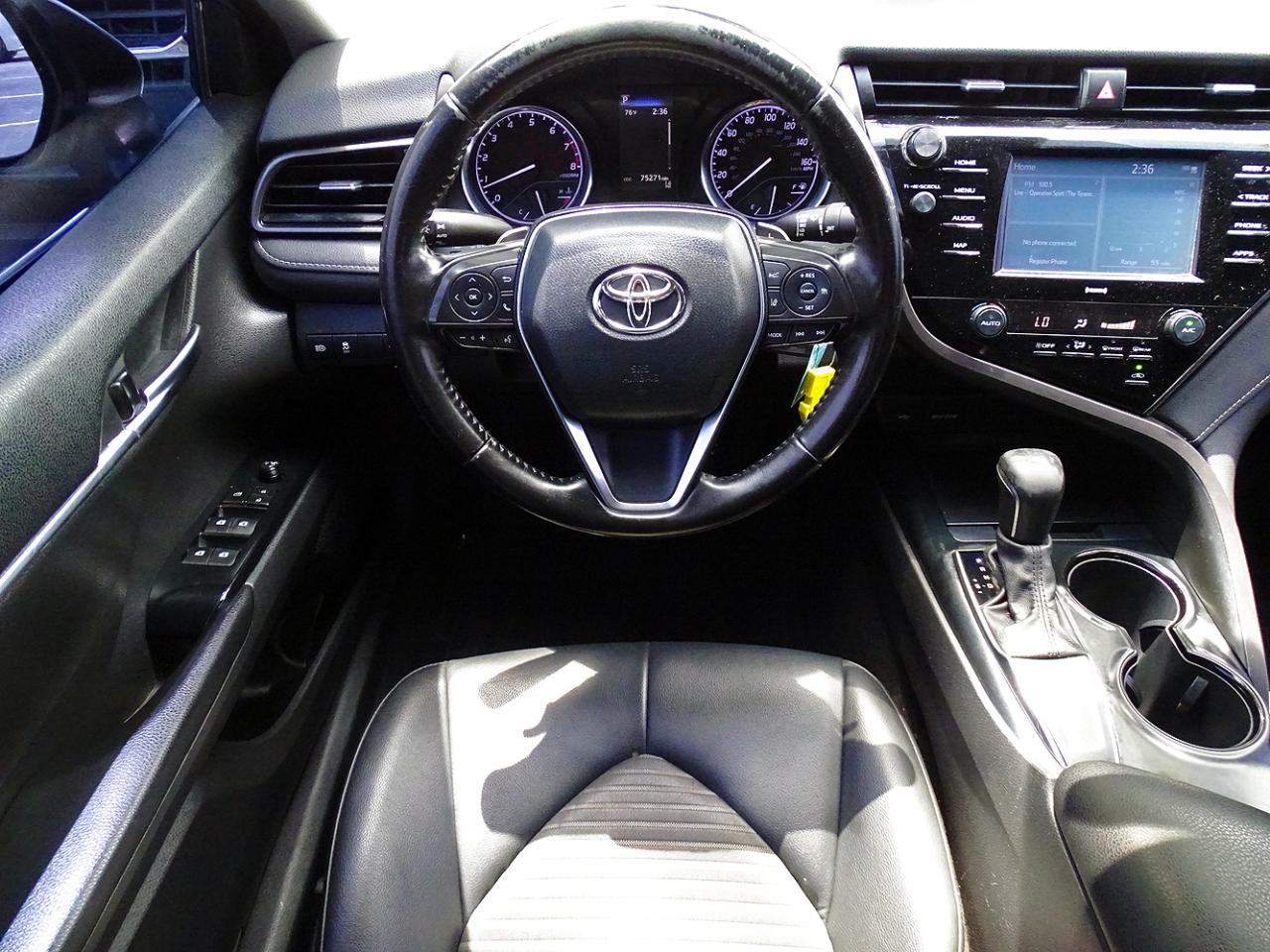 Toyota Camry SE Auto (Natl) 2020