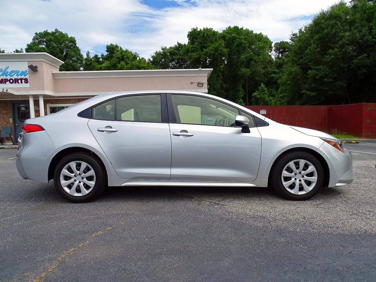 Toyota Corolla LE CVT (Natl) 2021