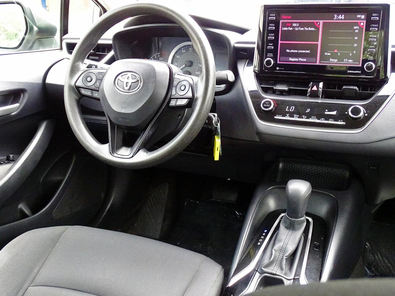 Toyota Corolla LE CVT (Natl) 2021