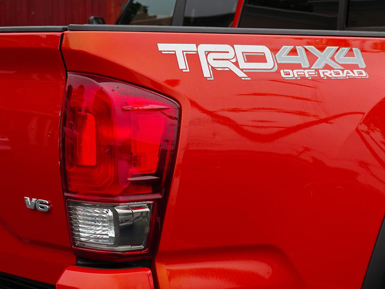 Toyota Tacoma 4WD Double Cab V6 AT TRD Off Road (Natl) 2016