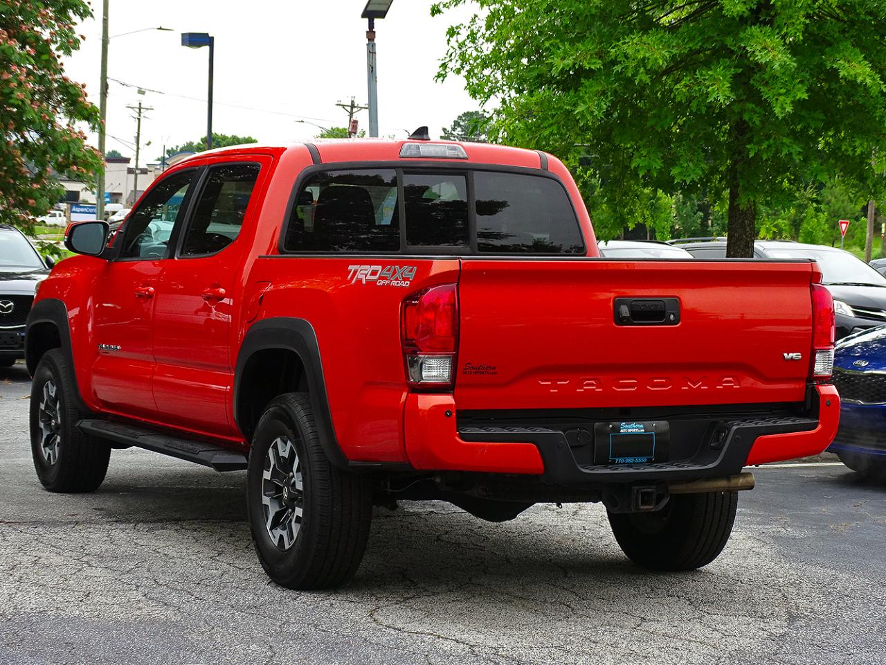 Toyota Tacoma 4WD Double Cab V6 AT TRD Off Road (Natl) 2016