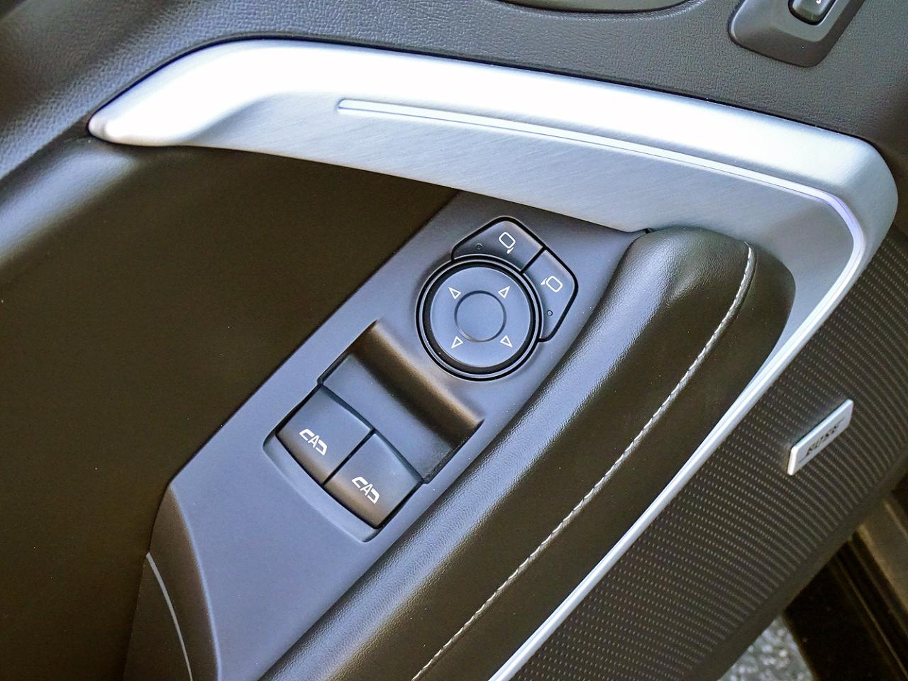 Chevrolet Camaro 2dr Cpe 2SS 2016
