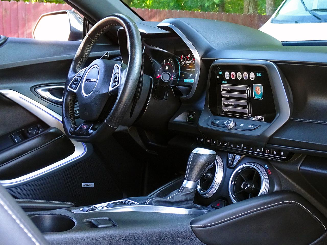Chevrolet Camaro 2dr Cpe 2SS 2016