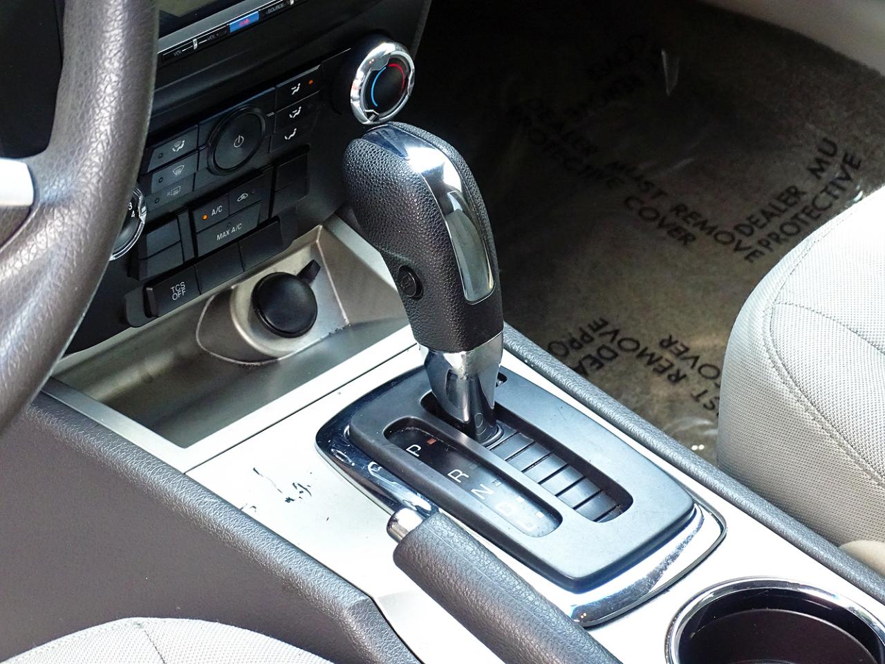 Ford Fusion 4dr Sdn SE FWD 2011
