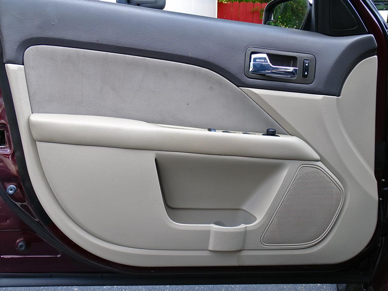 Ford Fusion 4dr Sdn SE FWD 2011