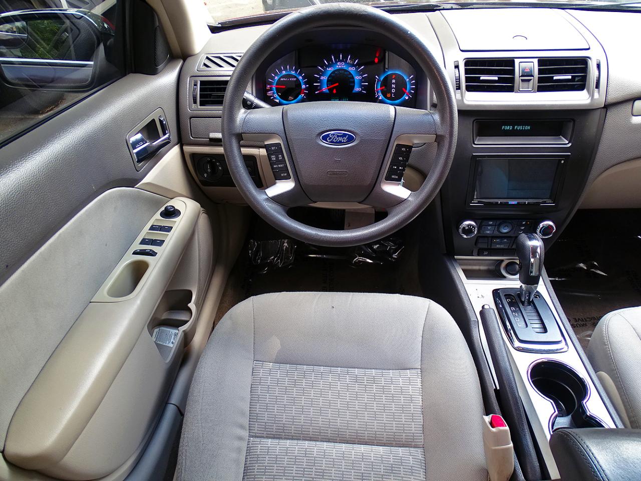 Ford Fusion 4dr Sdn SE FWD 2011
