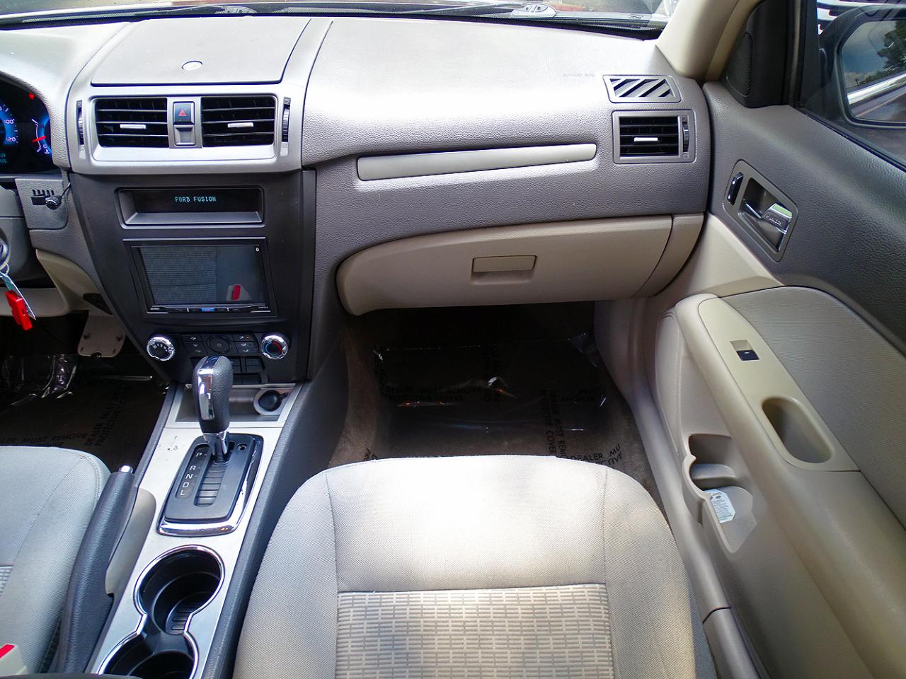Ford Fusion 4dr Sdn SE FWD 2011