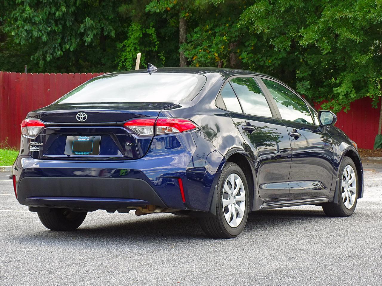 Toyota Corolla LE CVT (Natl) 2022