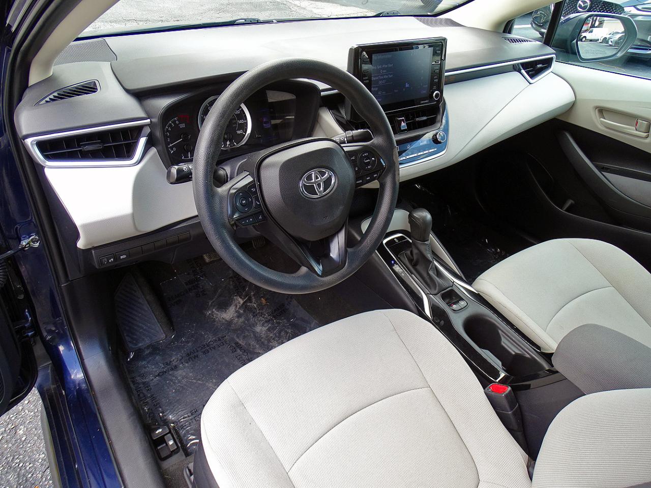 Toyota Corolla LE CVT (Natl) 2022