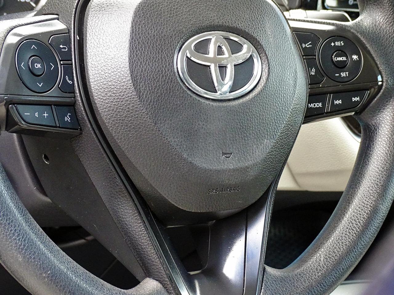 Toyota Corolla LE CVT (Natl) 2022
