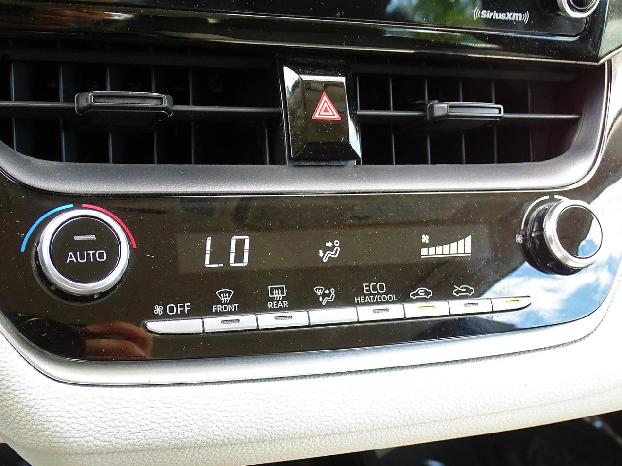Toyota Corolla LE CVT (Natl) 2022