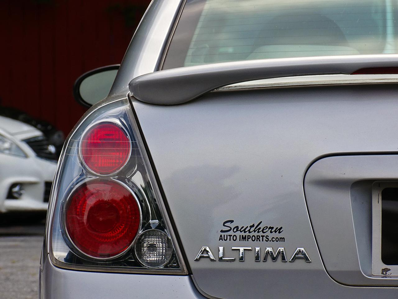 Nissan Altima 4dr Sdn I4 Auto 2.5 S 2006