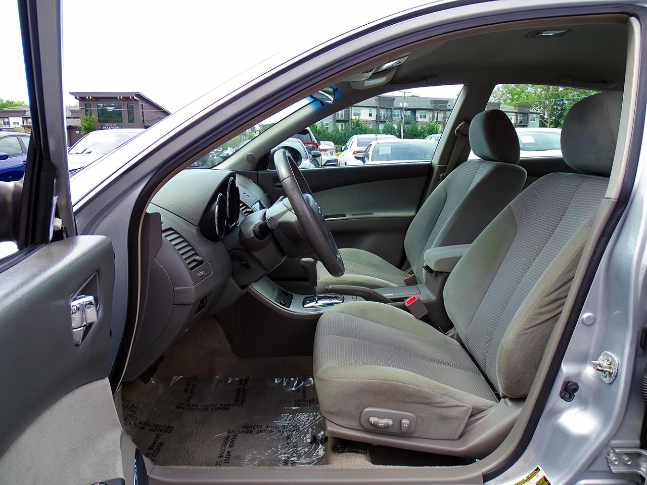 Nissan Altima 4dr Sdn I4 Auto 2.5 S 2006