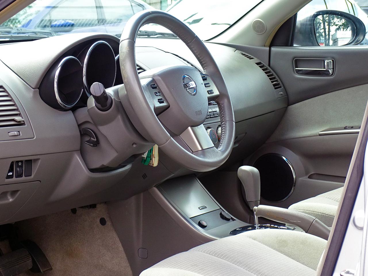 Nissan Altima 4dr Sdn I4 Auto 2.5 S 2006