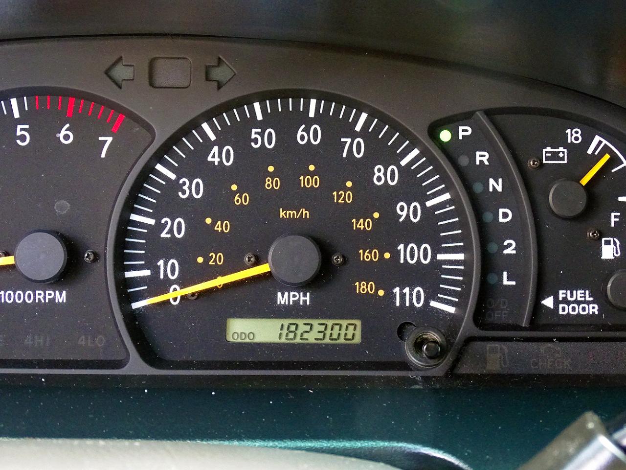Toyota Tundra Access Cab V8 Auto SR5 (Natl) 2002
