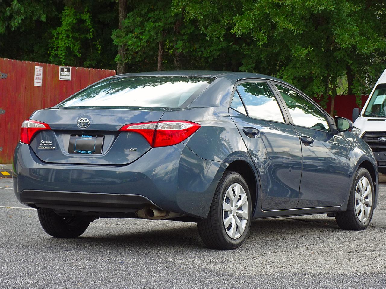 Toyota Corolla 4dr Sdn CVT LE (Natl) 2014