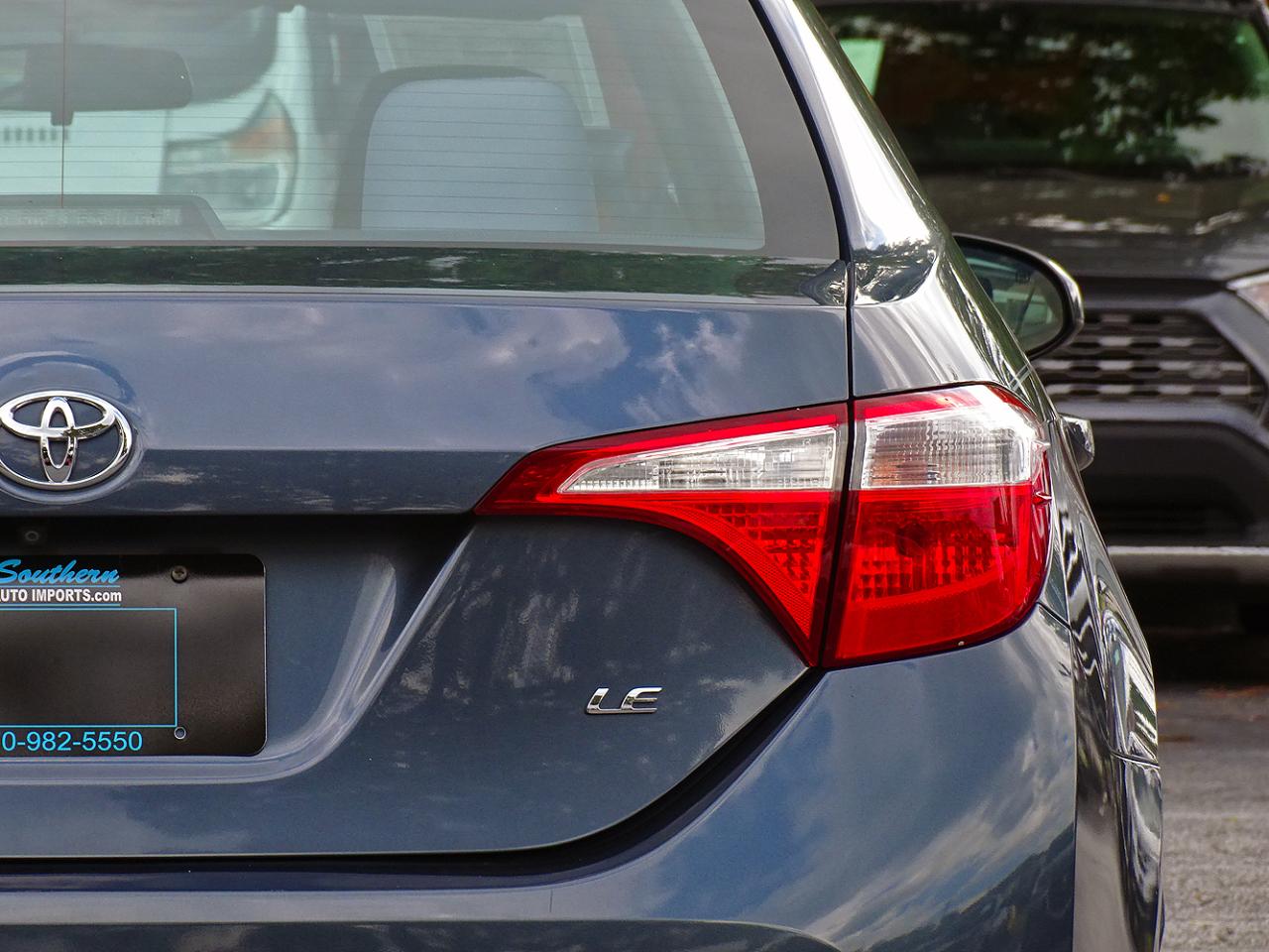 Toyota Corolla 4dr Sdn CVT LE (Natl) 2014